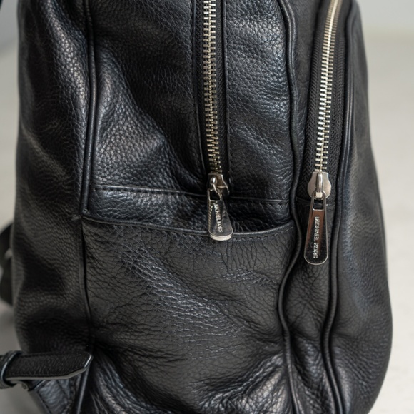 Michael Kors Large Backpack - Picture 2 of 7